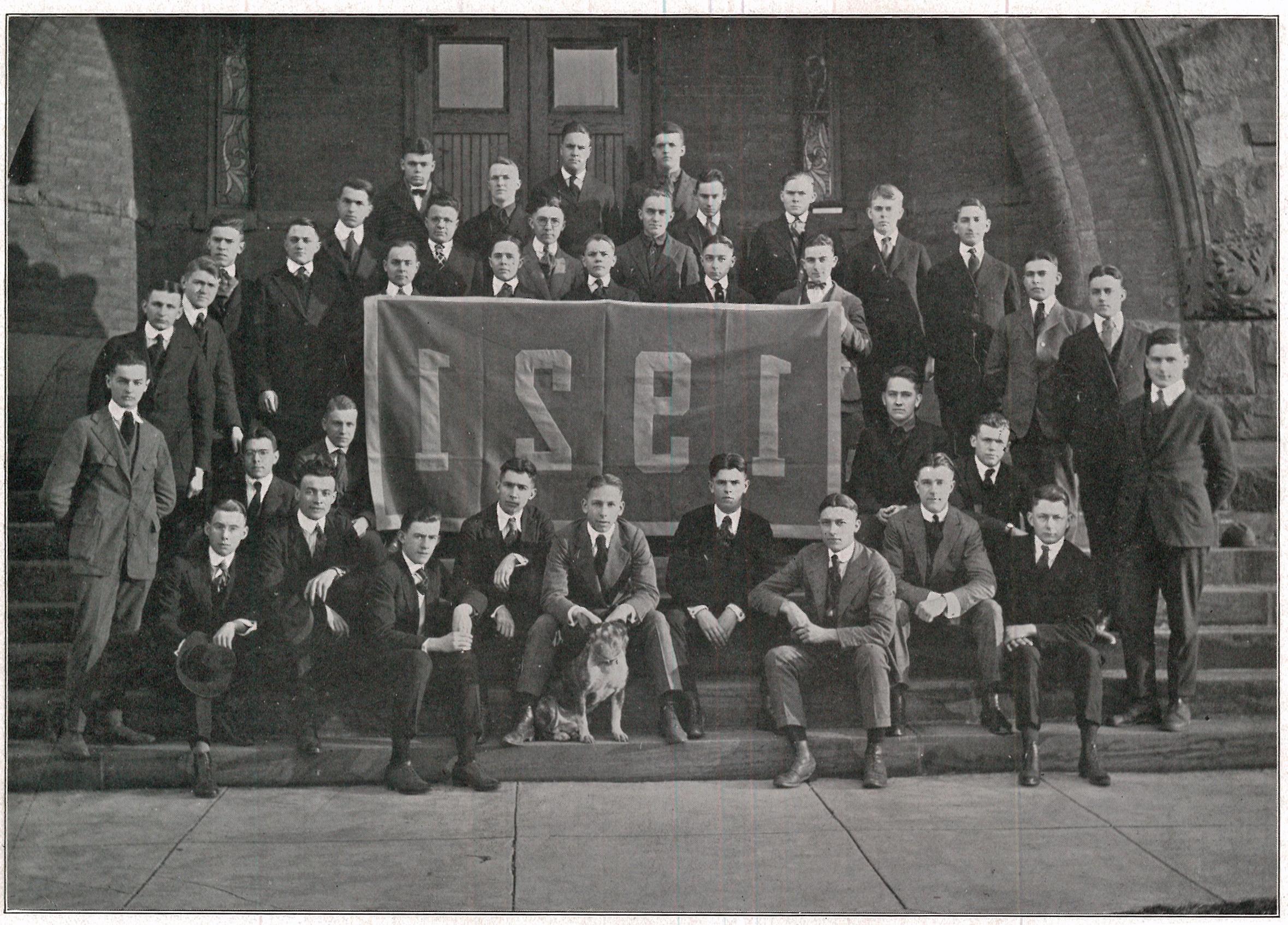 Franklin & Marshall College Class of 1921. Image Credit: F&M Archives & Special Collections